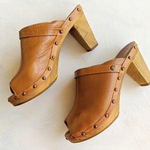 Sanita wooden and leather Clogs